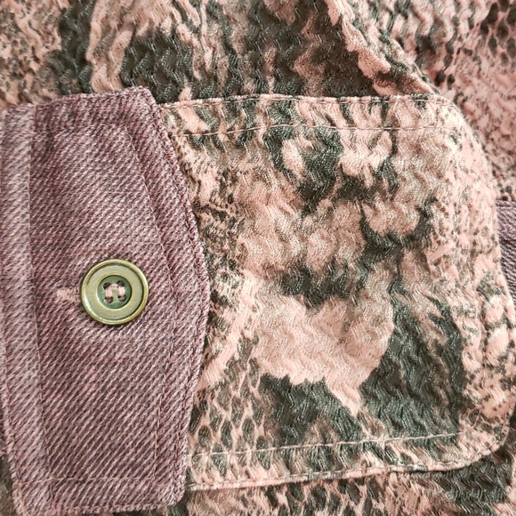 Blouse - Picture 3 of 5